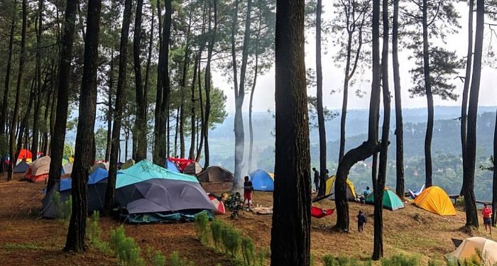 Wisata Berkemah di Bukit Si Kabayan, Cocok untuk Liburan Keluarga