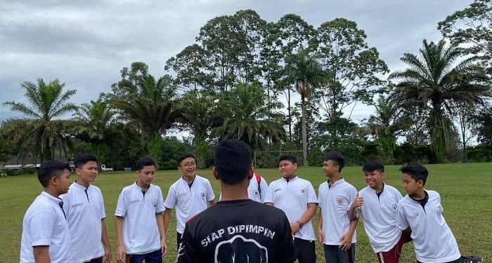 Mencari Pemimpin yang Mencintai Kita