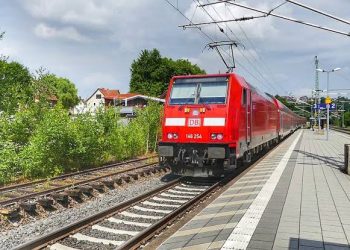 Berbagi kepada Orang Lain dalam Perjalanan