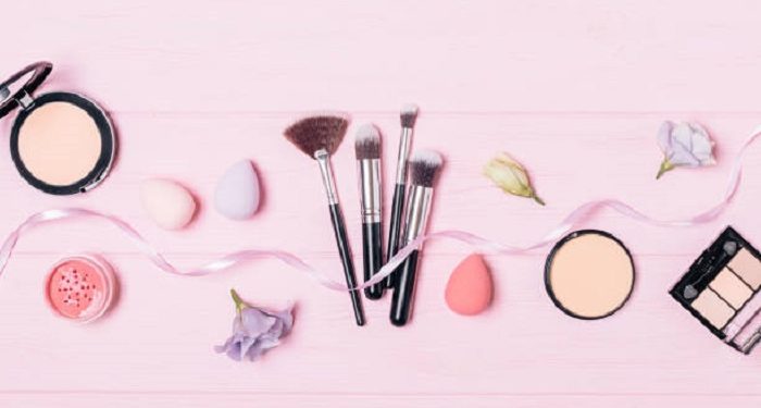 Ketahui 4 Jenis Bedak Sesuai Fungsinya