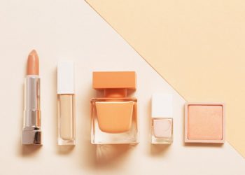 Tips Makeup Minimalis untuk Hari-Hari Penting