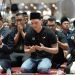 Jika Imam Shalatnya Duduk dan Tidak Mampu Berdiri, Bagaimana Makmumnya?