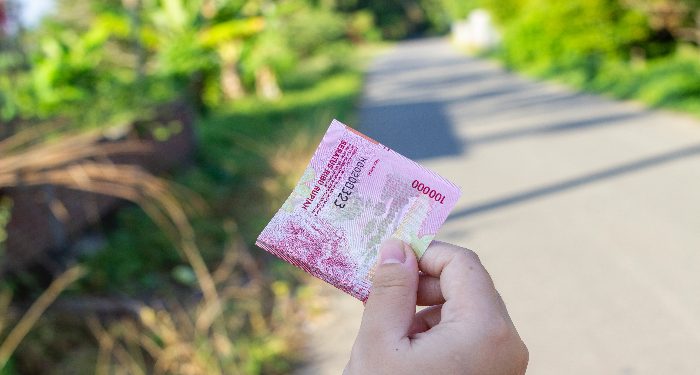 Bekerja Demi Mendapat Balasan Allah bukan berarti Menolak Upah