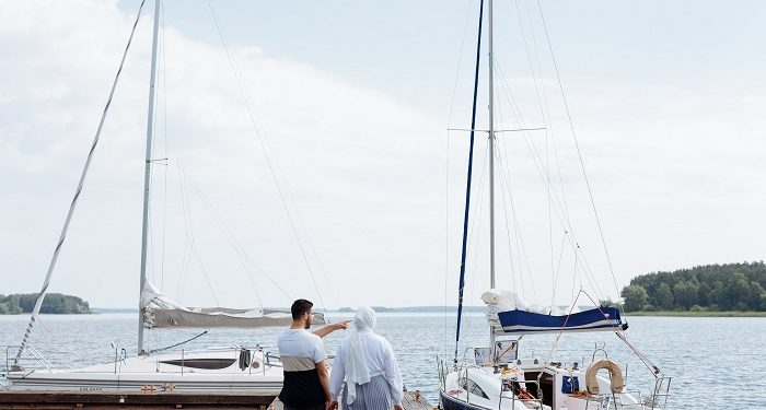 Karakter Suami Istri