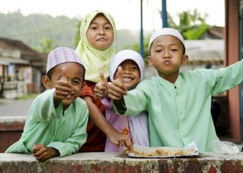 Candaan Itu Sunnah dan Bikin Awet Muda