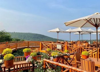 BDS, Wisata Viral di Atas Bukit Dan Gunung