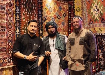 Persahabatan Arie Untung dengan Petarung MMA Asal Austria Wilhelm Ott