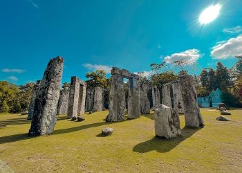 Stonehenge, Wisata Replika yang Instagramable