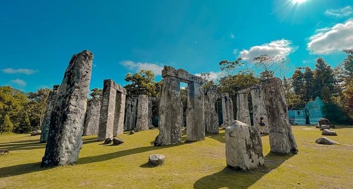 Stonehenge, Wisata Replika yang Instagramable