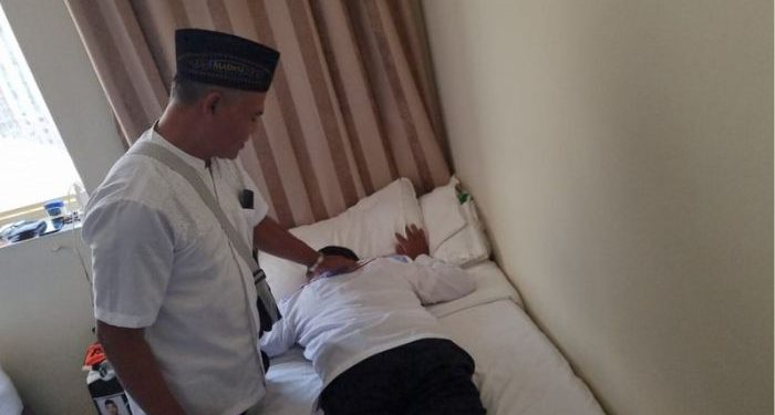 Abdul Malik, Jemaah Haji yang Bantu Jemaah lain tetap Bugar dengan Terapi Pijat Gratis