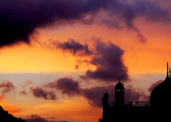 Sunnah-Sunnah dalam Menjawab Azan