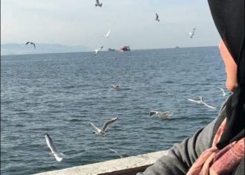 Aku Menangis Membacanya