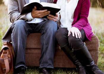 Mendorong Istri untuk Menambah Ilmu