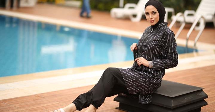 Antara Burkini dan Bikini