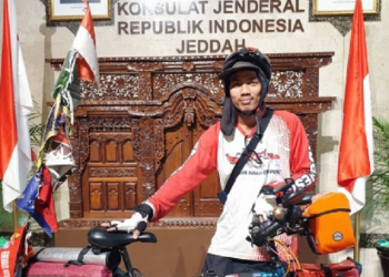Kisah Perjalanan Muhammad Fauzan Bersepeda Menuju Mekah