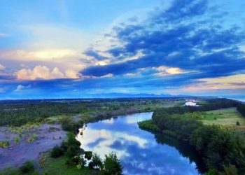 Pantai Laguna Lembupurwo