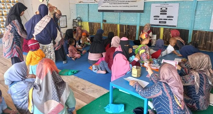 Saung Cahaya Cilembu Fasilitasi Kegiatan Posyandu
