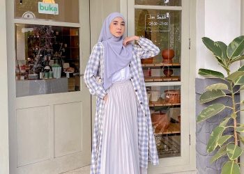 Ide Tampilan Casual Feminine Pakai Outer