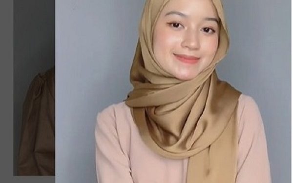 Tutorial Pashmina Silk untuk Acara