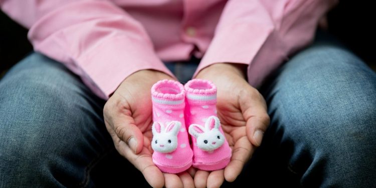 7 Hadis tentang Keutamaan Memiliki Anak Perempuan