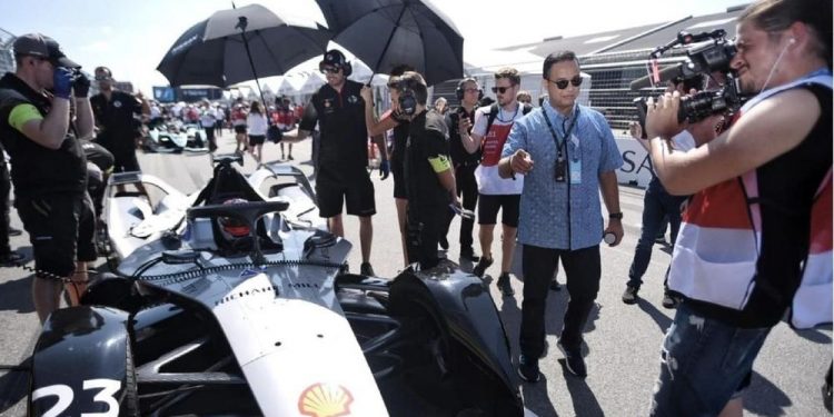 Balap Politik Formula E