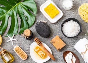3 Cara Membuat Scrub Wajah untuk Kulit Kering