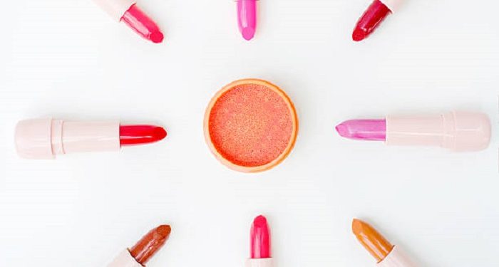 Coba 4 DIY Scrub Alami untuk Mencerahkan Bibir