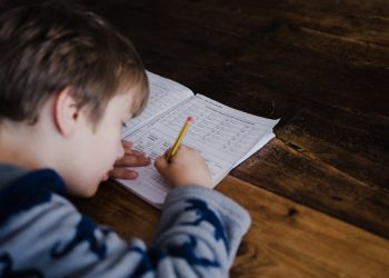 Usia Ideal Mengajarkan Anak Calistung