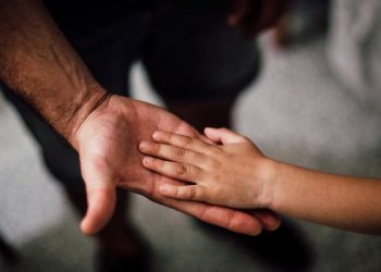 Ketakwaan Sang Ayah akan Menjaga Anak-anaknya