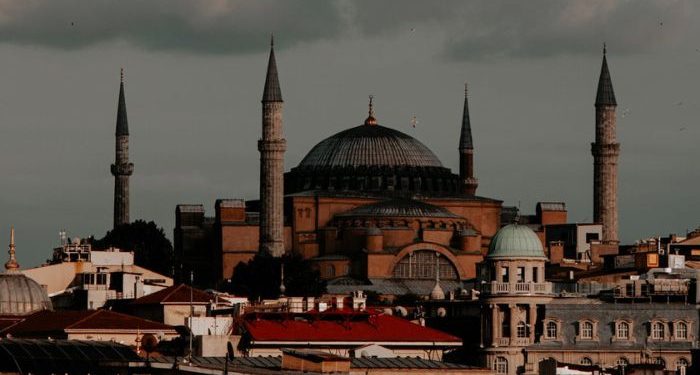 Keutamaan Berkumpul di Masjid dan Membaca Al-Qur’an