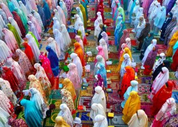 Apakah Niat Shalat Harus Diucapkan?