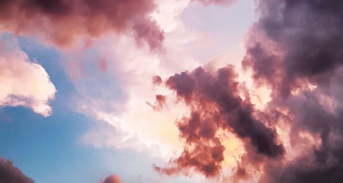 Abu Bakar mengislamkan sahabat