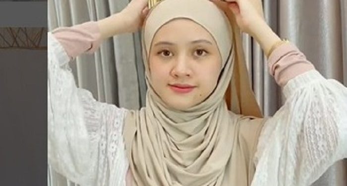 Tutorial Pashmina Simpel Bahan Jersey