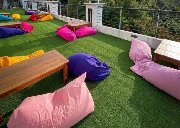 Rooftop Cafe Murah dan Instagramable di Tawangmangu