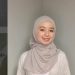 Tutorial Pashmina Instan Simpel, Lengkapi Tampilan Feminin Kamu!