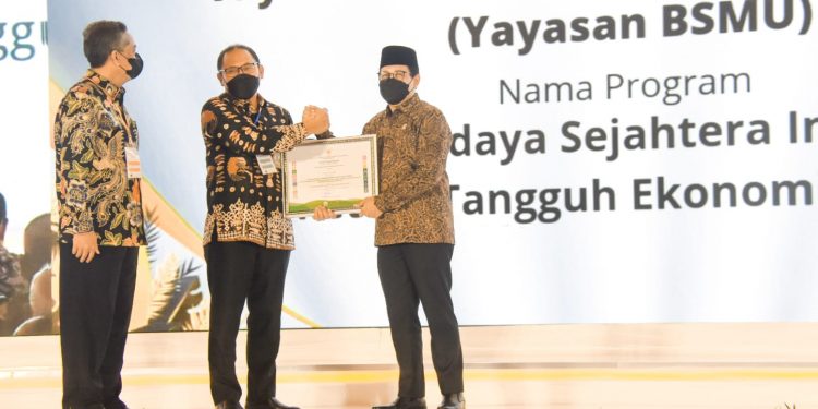 Yayasan BSM Umat Raih Penghargaan di CSR dan PDB Awards 2022