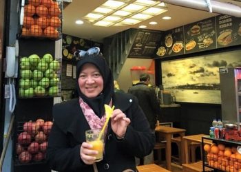 Buah-buahan untuk Guru-guru