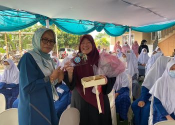 Jangan Samakan Kemampuan Orang tua dengan Guru dalam Mendidik Anak