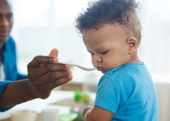 Si Kecil Suka Pilih-Pilih Makanan, Apakah Tandanya Ia Kurang Makan?