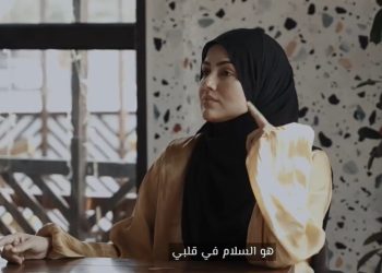 Artis Bollywood Ini Putuskan Berhijab dan Tinggalkan Dunia Hiburan setelah Pergi Haji