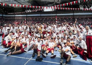 Rayakan Kemerdekaan, Atta dan Aurel Pakai Seragam SD Curi Perhatian