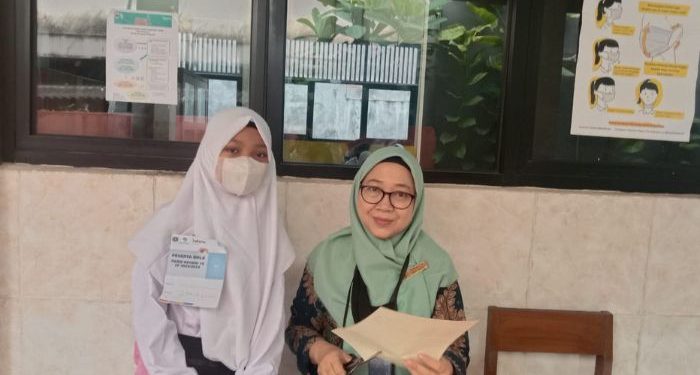 Imah Muslimah, Adik Asuh Riska Masuk Sekolah PKBM setelah 11 Tahun Tak Mengenyam Pendididikan