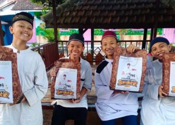 LAZNAS BMH Berbagi kepada 655 Anak Yatim di 21 Kota Jatim