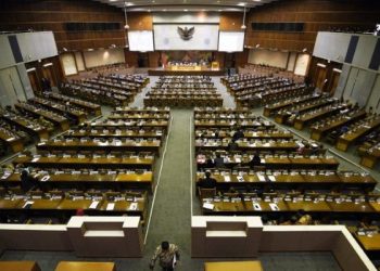 Diskusi Dengan DK OJK, DPR Tegaskan Masyarakat Menanti Kinerja OJK Yang Lebih Baik