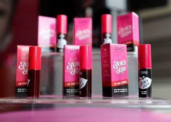 OMG Luncurkan Korean Juicy Kiss Lip Tint Serum
