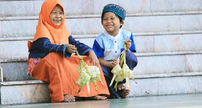 Mendidik Anak Agar Kelak Menjadi Shaleh