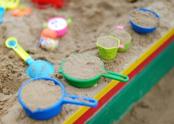 Manfaat Bermain Pasir untuk Tumbuh Kembang dan Kekebalan Tubuh Anak