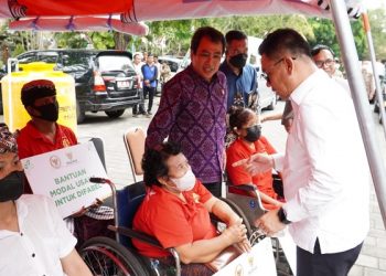 Bantuan Modal Usaha untuk Kelompok Difabel di Gianyar