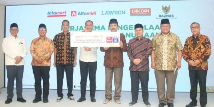 Alfa Group dan BAZNAS Bekerjasama Kelola Sedekah Konsumen 