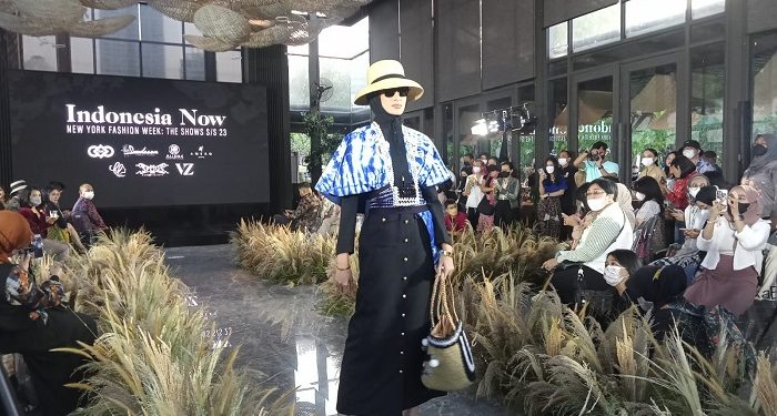 6 Desainer Indonesia akan Tampil di New York Fashion Week 2022